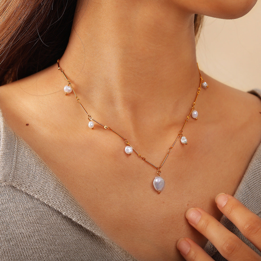 Delicate Teardrop Pendant Necklace