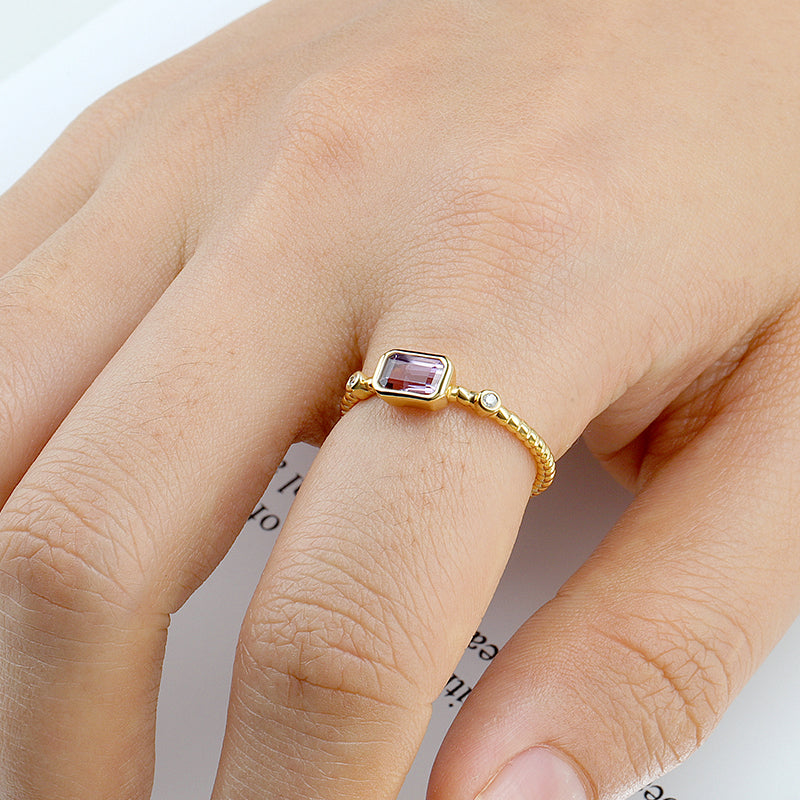 Soft Gem Twist Ring